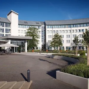 Ramada By Wyndham Отель