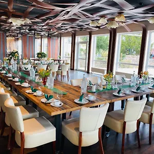 Hotel Bergwirtschaft Wilder Mann Und Restaurant, Dresda